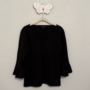 Banana Republic Top Blouse Shirt  w Flutter  Mid Sleeve Classic Black   Medium